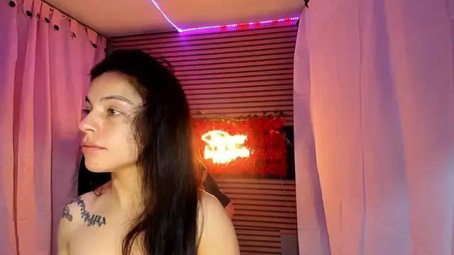 rosse_2504 on StripChat 