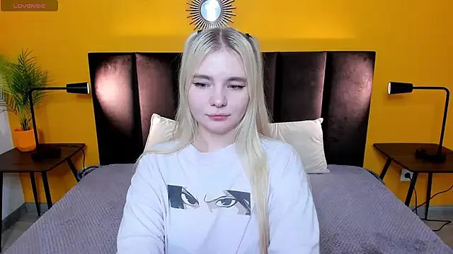 StripChat RuthBryant is Freechat RuthBryant — ahegao + suck finger