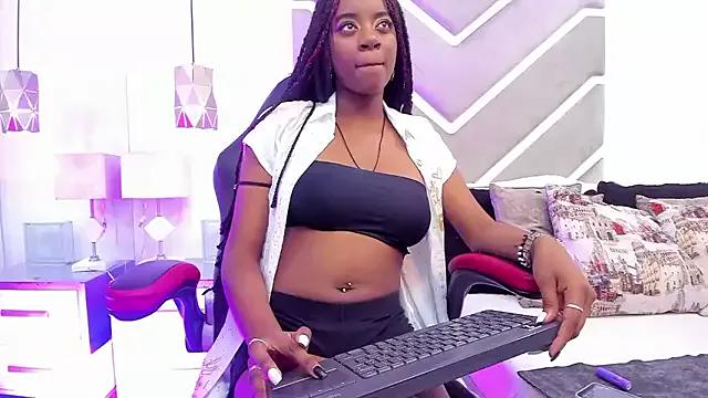 Avatar of SabrinaBrownn