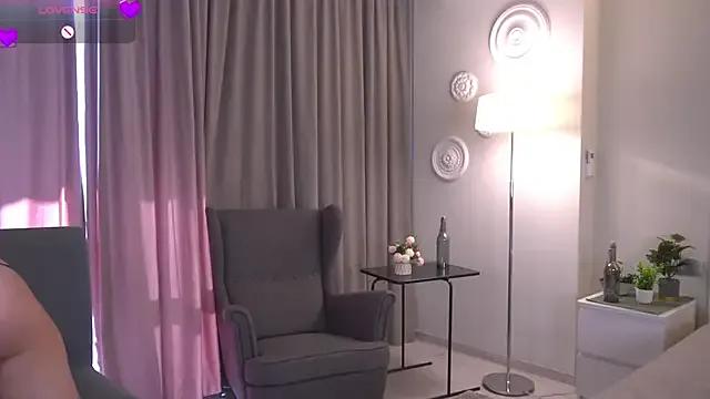 SallyReidj on StripChat 