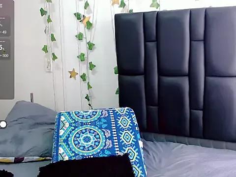 sara_arias00 on StripChat 