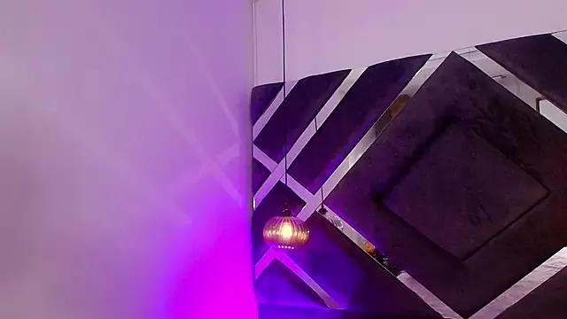 sara_lopee1 on StripChat 