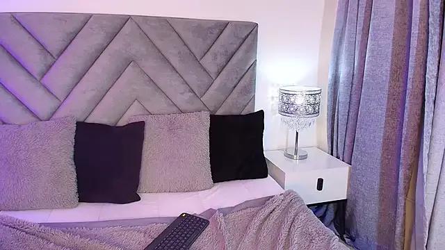 sara_owens7 on StripChat 