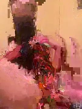 SaraChouchou on StripChat