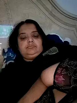 sarahhh1987 on StripChat 