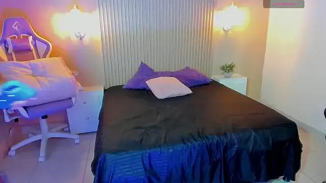 SashaSmithh1 — BOOBS OUT