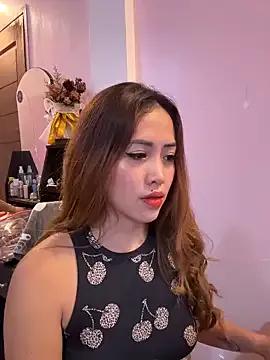 Serenaa_rabbit on StripChat