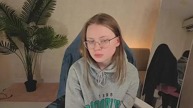 StripChat SirenaBlessing is Freechat SirenaBlessing — Take of top