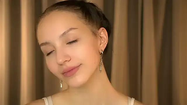 StripChat VetaManhardt is Freechat VetaManhardt — Kiss your so close ^^