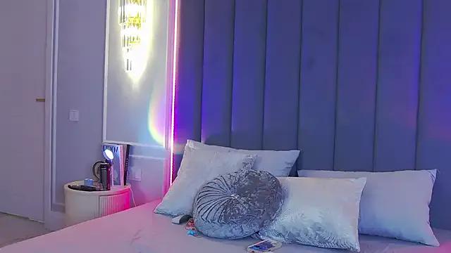 StripChat VioletAsh is Freechat VioletAsh — take me in doggy +2 min control