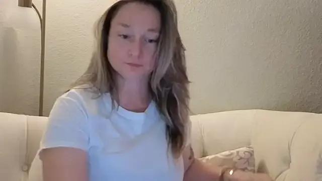 StripChat Vivian_MayXxX is Freechat Vivian_MayXxX — Squirt all over you.(8tkn tkt)