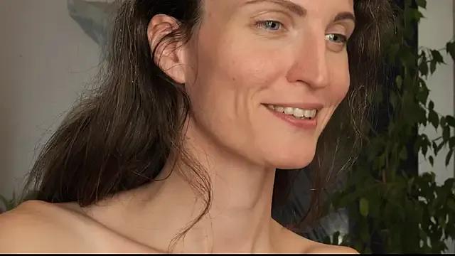 yulladao on StripChat 